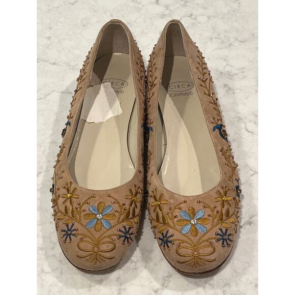 Circa Joan & David Women’s Embellished Floral Suede Slip On Shoes Size 7 Cream - Picture 2 of 7